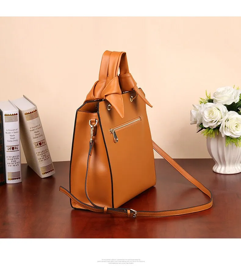 Women's Genuine Leather Large Capacity Commuter Messenger Handbag